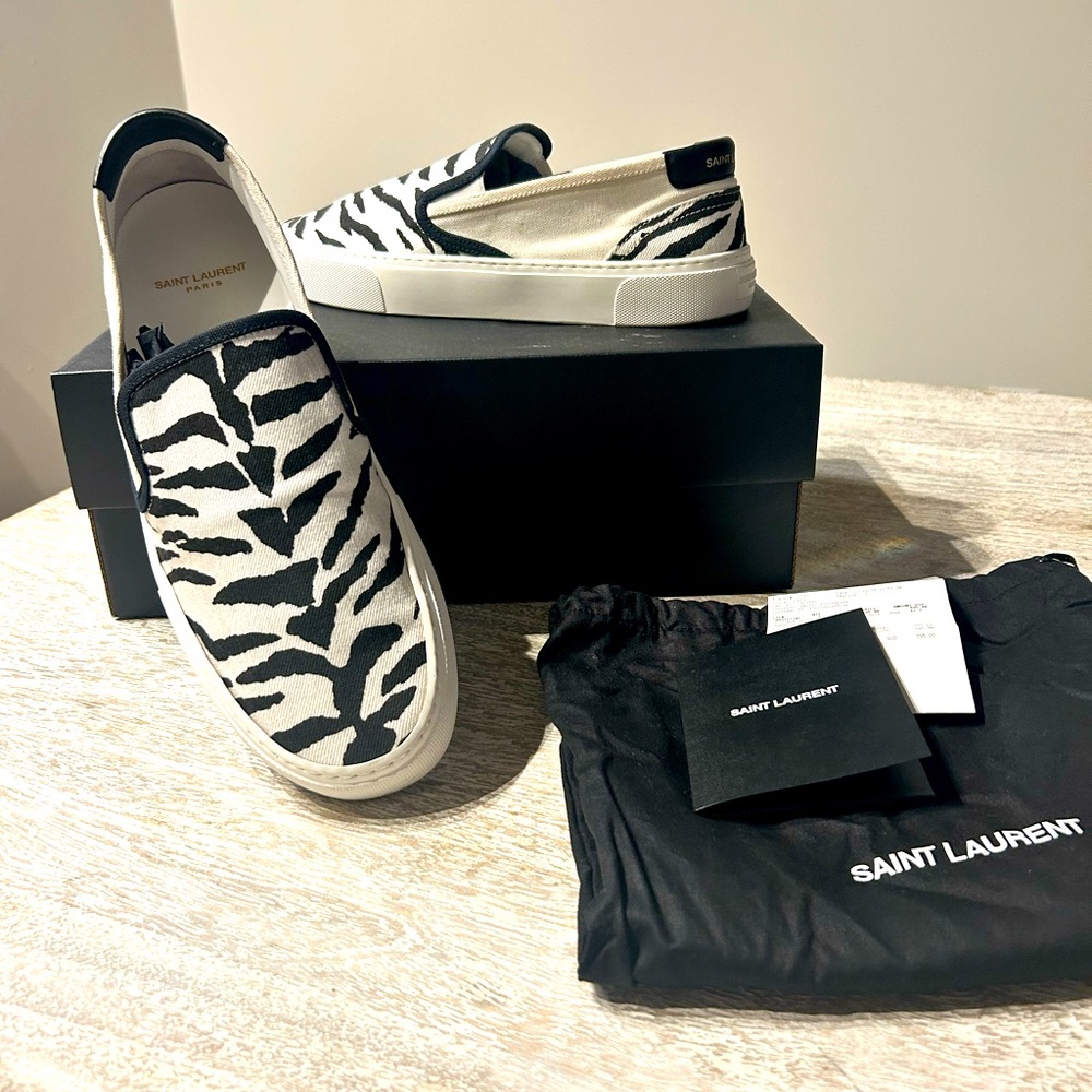 Saint Laurent Venice SLIP ON zebra pattern size 44 GREAT condition